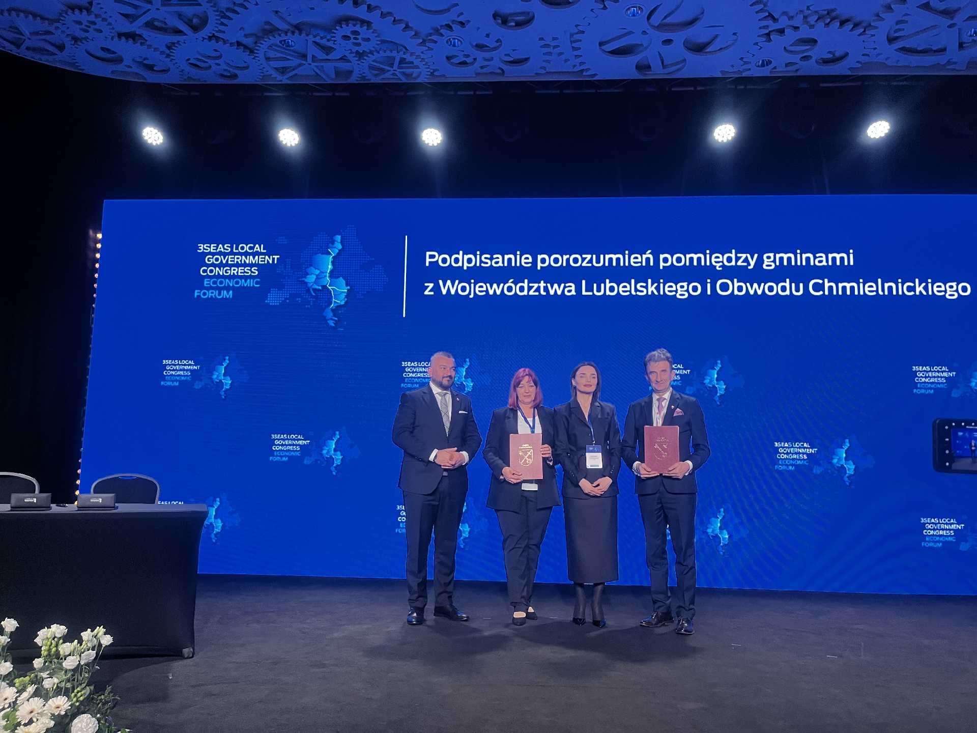 Podpisanie umowy partnerskiej 